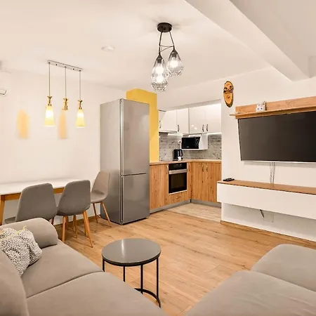 Appartement 2br Maisonette In The Center