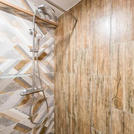 Appartement 2br Maisonette In The Center