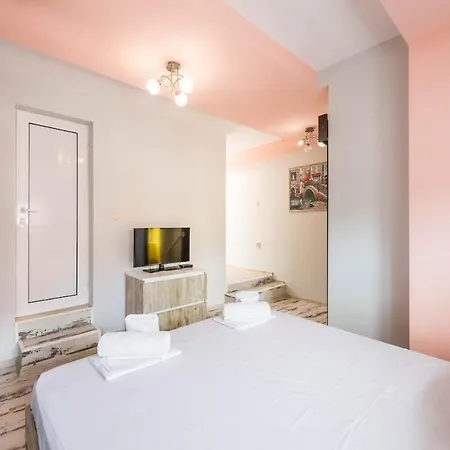 Appartement 2br Maisonette In The Center Varna