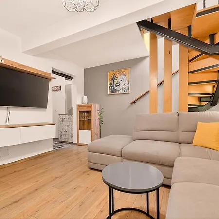 2br Maisonette In The Center Appartement *