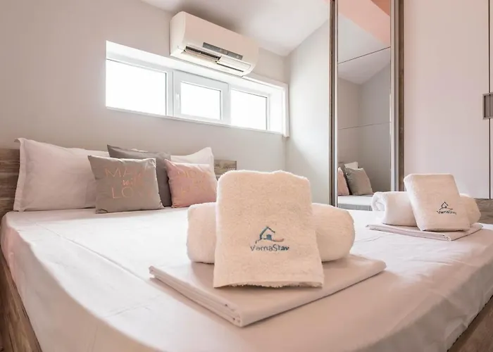 2br Maisonette In The Center Varna