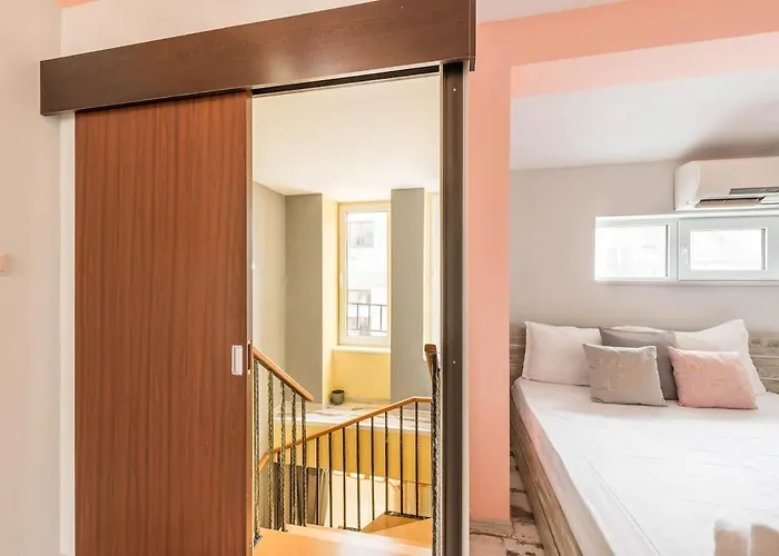 2br Maisonette In The Center Lejlighed