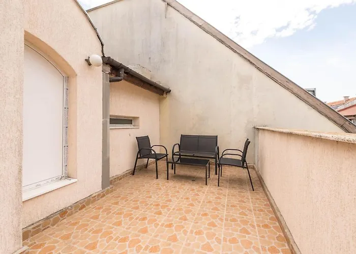 2br Maisonette In The Center * Varna